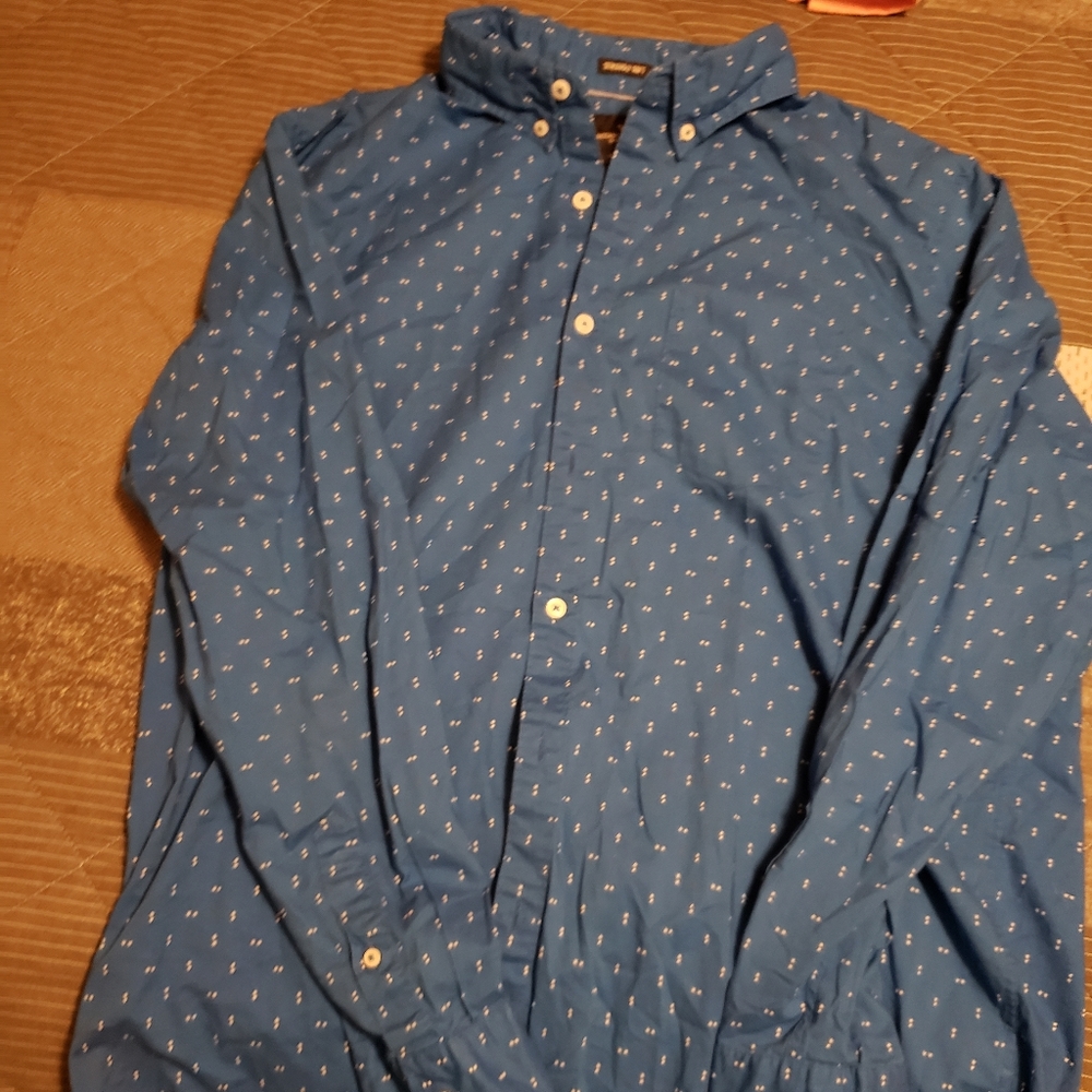 American Eagle Modern Fit Dress Shirt